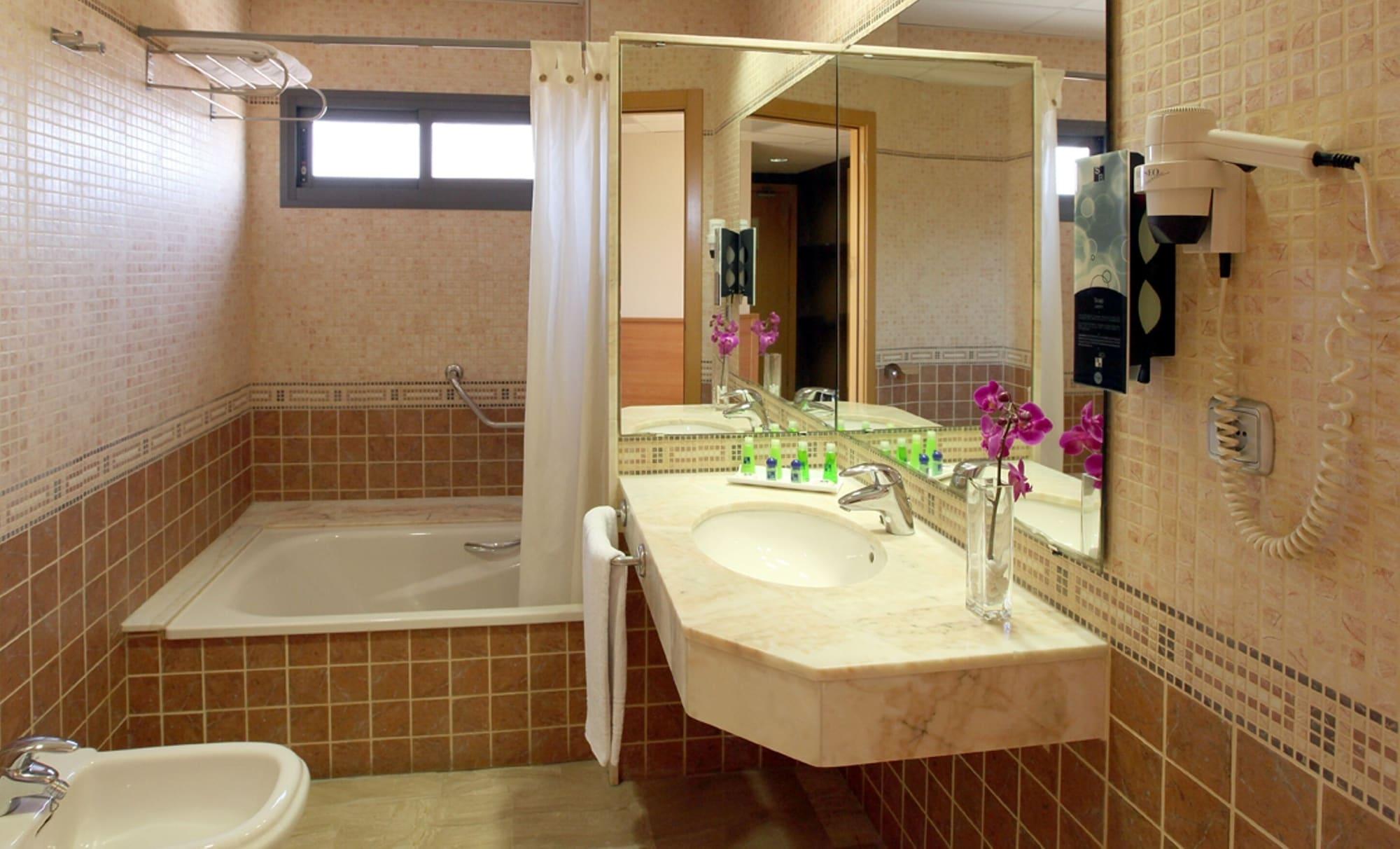 Hotel Sb Express Tarragona Eksteriør bilde