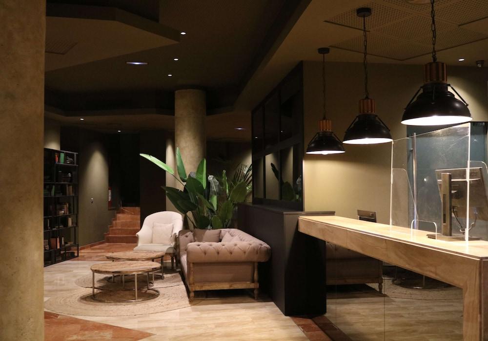 Hotel Sb Express Tarragona Eksteriør bilde