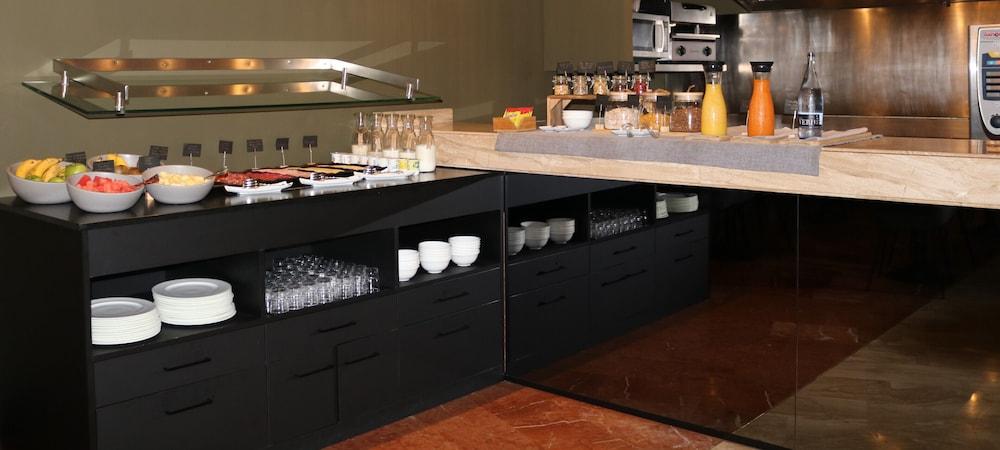 Hotel Sb Express Tarragona Eksteriør bilde